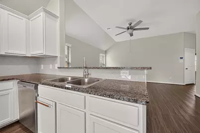4827 Marigold Breeze Drive, Spring, TX 77386 - Photo 5