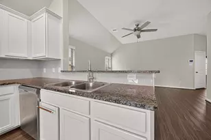 4827 Marigold Breeze Dr, Spring, TX 77386 - Photo 5