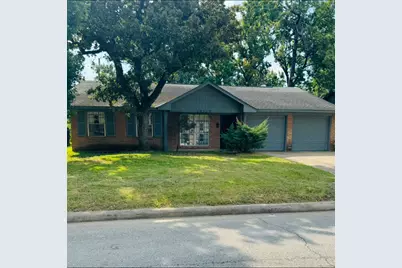 10313 E Blades Street, Houston, TX 77016 - Photo 1