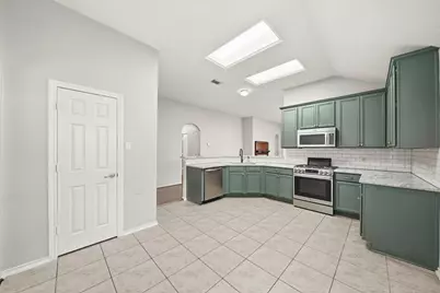 11811 Misty Peak Lane, Humble, TX 77346 - Photo 9