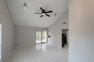 5817 W Tidwell Rd, Houston, TX 77092 - Photo 5