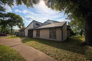 5817 W Tidwell Rd, Houston, TX 77092 - Photo 3