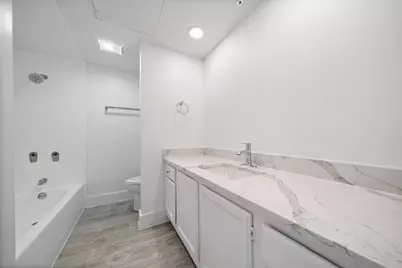 5150 Hidalgo Street #1604, Houston, TX 77056 - Photo 9
