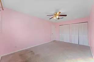 10556 Hammerly Blvd, Houston, TX 77043 - Photo 25