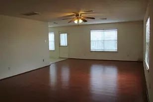 6403 Linden Knoll Ln, Houston, TX 77085 - Photo 9