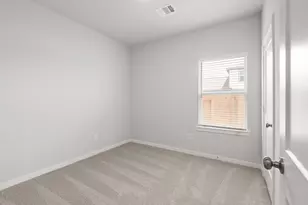 460 Long Br Dr, Dayton, TX 77535 - Photo 17