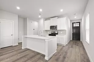 460 Long Br Dr, Dayton, TX 77535 - Photo 5
