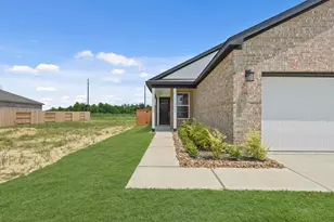 460 Long Br Dr, Dayton, TX 77535 - Photo 3