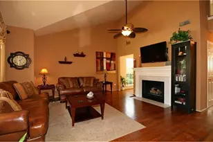 7 Thrush Grove Pl, The Woodlands, TX 77381 - Photo 3