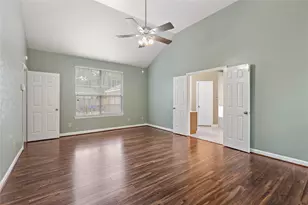 54 S Summer Cloud Dr, The Woodlands, TX 77381 - Photo 17