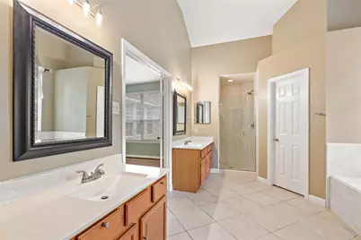 54 S Summer Cloud Drive, The Woodlands, TX 77381 - Photo 19