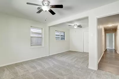 4134 Hill Oak Drive, Houston, TX 77092 - Photo 11