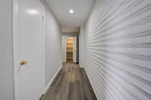 2315 Green Knoll Dr, Houston, TX 77067 - Photo 27