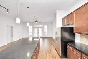 6363 San Felipe St, Houston, TX 77057 - Photo 11