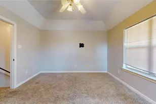2006 Marchwood Manor Dr, Houston, TX 77090 - Photo 37