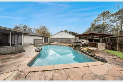 11830 Burlingame Drive, Houston, TX 77099 - Photo 21