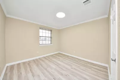 11830 Burlingame Drive, Houston, TX 77099 - Photo 15