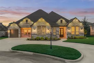 22 Darien Ct, Montgomery, TX 77356 - Photo 1