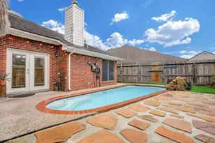 1435 Basswood Springs Ct Ct, Houston, TX 77062 - Photo 3