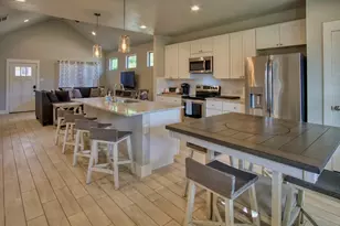 1247 Green Hill Dr, Canyon Lake, TX 78133 - Photo 5
