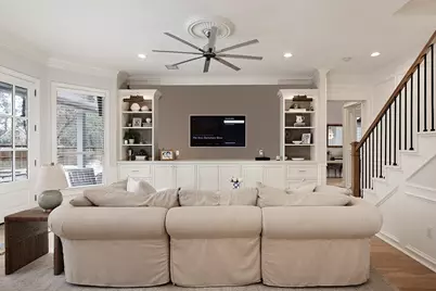 2 Graceful Elm Court, The Woodlands, TX 77381 - Photo 23