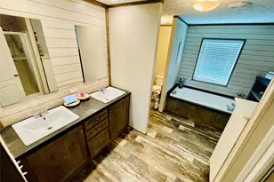 16919 Carlswood Dr, Baytown, TX 77523 - Photo 19