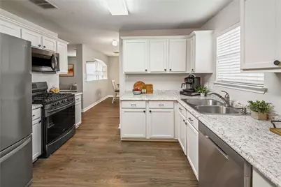 15121 Meredith Lane, College Station, TX 77845 - Photo 13