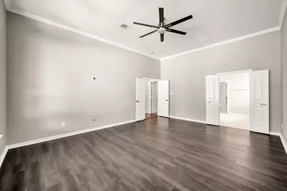 2425 W Bramlet Drive, Conroe, TX 77304 - Photo 11