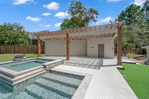 2425 W Bramlet Dr, Conroe, TX 77304 - Photo 29