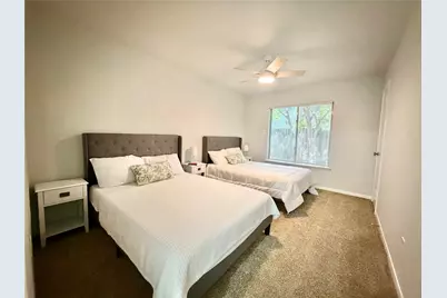 6430 Grandvale Drive, Houston, TX 77072 - Photo 15