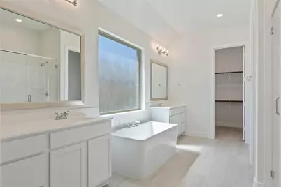 1537 Apache Heights Drive, Dayton, TX 77535 - Photo 13
