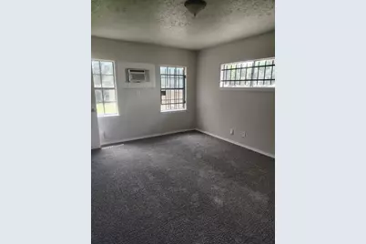 242 Bolden Street, Houston, TX 77029 - Photo 5