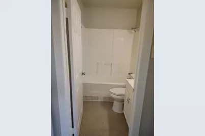 242 Bolden Street, Houston, TX 77029 - Photo 17