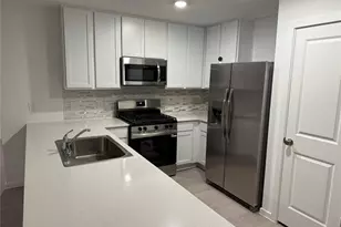 2403 Jasper Breeze Dr, Rosharon, TX 77583 - Photo 3