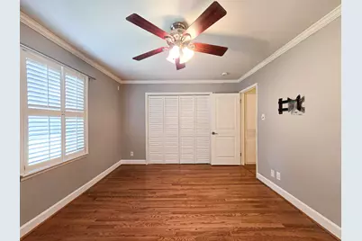 9507 Meadowbriar Lane, Houston, TX 77063 - Photo 17