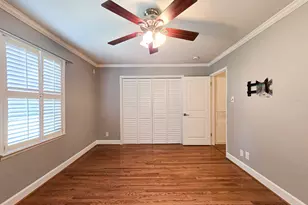 9507 Meadowbriar Ln, Houston, TX 77063 - Photo 17