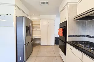9507 Meadowbriar Ln, Houston, TX 77063 - Photo 15