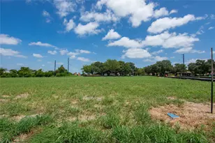 500 Trend View Dr, Weimar, TX 78962 - Photo 1