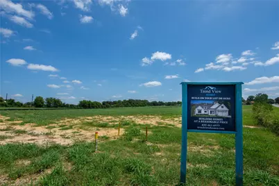 500 Trend View Drive, Weimar, TX 78962 - Photo 9