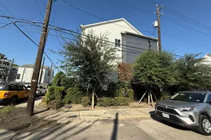 703 Bringhurst St, Houston, TX 77020 - Photo 13