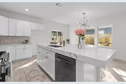 7814 Beckley Street, Houston, TX 77088 - Photo 27