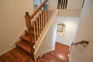 12110 Laurel Ct, Stafford, TX 77477 - Photo 5