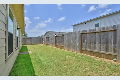 15523 Taylorcrest Drive, Conroe, TX 77306 - Photo 23