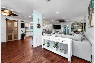 6513 Golf Crest Drive, Galveston, TX 77551 - Photo 11