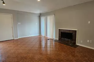 11507 Nobility Dr, Houston, TX 77477 - Photo 3