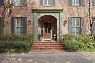 207 Sugar Berry Cir, Houston, TX 77024 - Photo 33