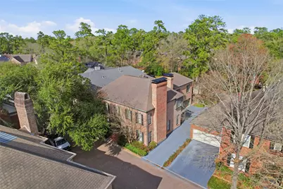 207 Sugarberry Circle, Houston, TX 77024 - Photo 3