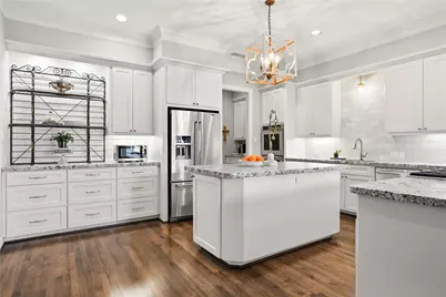 207 Sugarberry Circle, Houston, TX 77024 - Photo 15