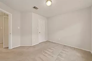 12811 Lodenbriar Dr, Houston, TX 77072 - Photo 15