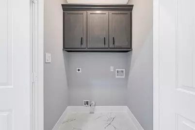 4802 Tracemeadow Drive, Houston, TX 77066 - Photo 13